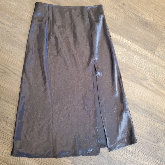 Princess Polly Satin Midi Skirt - Picture 4 of 10
